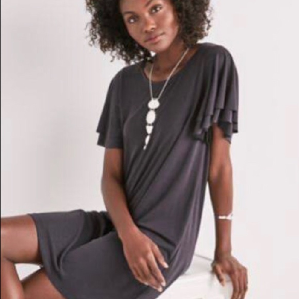 3 for $20 —  Lucky Brand Ruffle Sleeve Dress sz Small